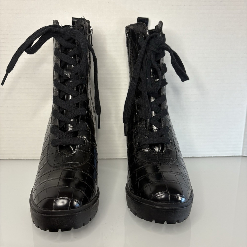 Steve Madden Sz 8 Black Croc Embossed Vegan Lace Up Ankle Boots Whimsigoth witch - Picture 3 of 12